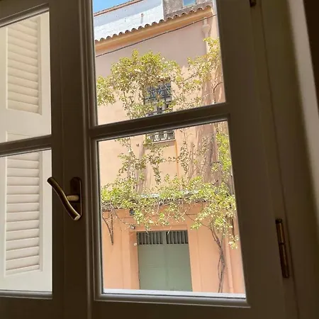 Elaia Boutique B&B